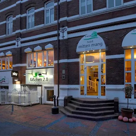 Hotel Mitten Mang 3*