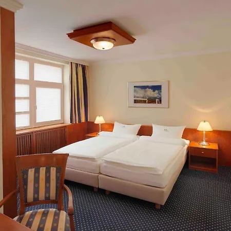 Hotel Hotel Mitten Mang 3*