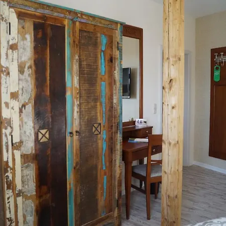 Hotel Hotel Mitten Mang