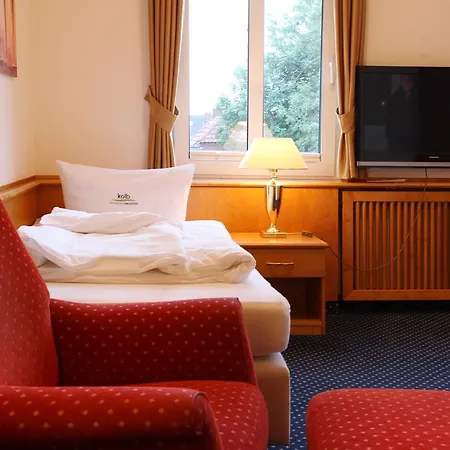 Hotel Mitten Mang 3*