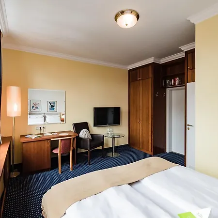 Hotel Hotel Mitten Mang